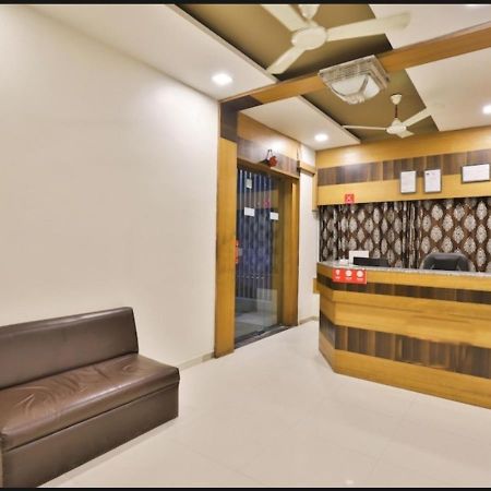 Hotel Shreenath Ahmedabad Eksteriør bilde