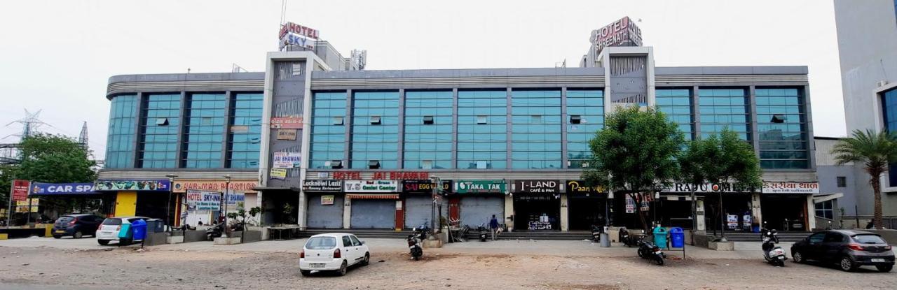 Hotel Shreenath Ahmedabad Eksteriør bilde